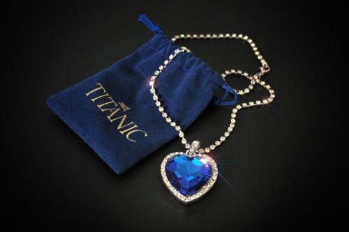 Dang-cap-cua-Heart-of-the-Ocean-Necklace