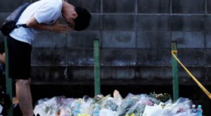 Will Kyoto Animation Close Because of the Fire? 103189-japan-fire-tribute-reuters